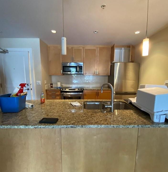 1st image of 5599 14b Ave #403