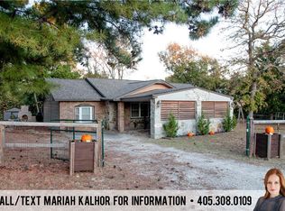 12521 E Franklin Rd, Norman, OK 73026