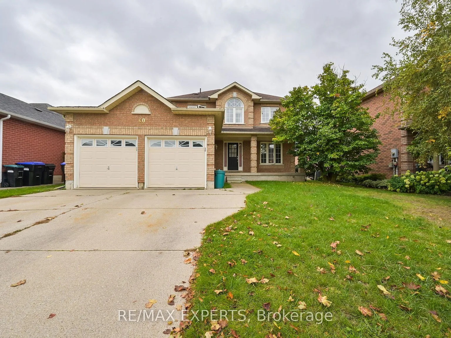3 bed, $2,850 — Photo 2