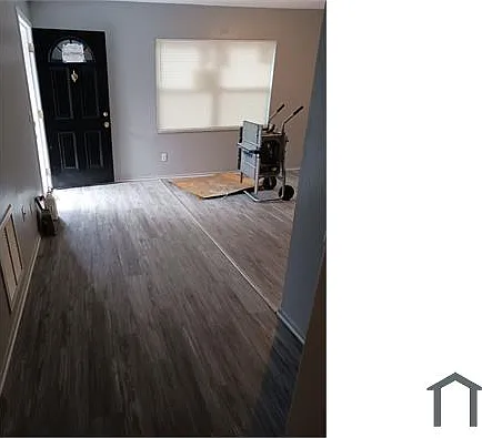 1746 Scranton St S — Photo 2