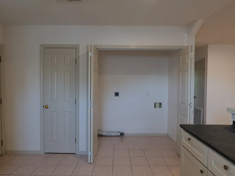Laundry area and 2nd pantry.