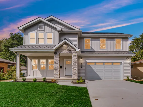 8114 Greenwood Ave, Munster, IN 46321
