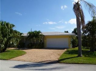 130 Claremont Ln, Palm Beach Shores, FL 33404