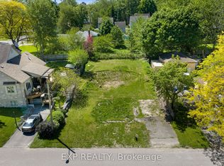 6254 Brock St, Niagara Falls, ON L2J 1W2