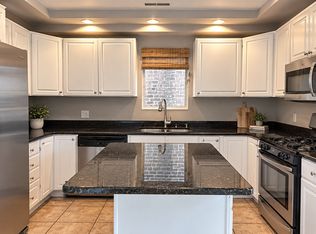 3636 N Hermitage Ave #2, Chicago, IL 60613