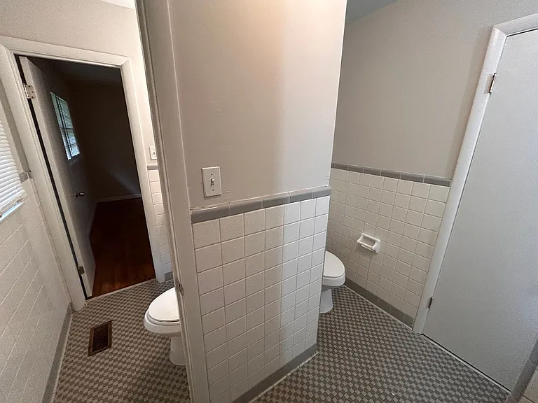 3614 Wilbur Ave NW — Photo 5