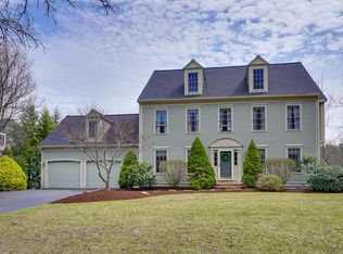 4 Little Pond Rd, Northborough, MA 01532