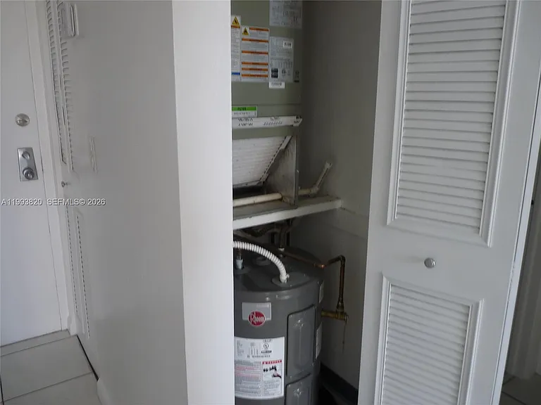 14611 N Kendall Dr #304L — Photo 24