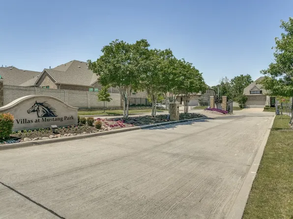 7906 Gulfstream Ln, Irving, TX 75063