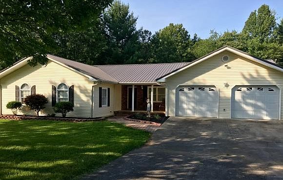 1st image of 117 Meadowstone Dr