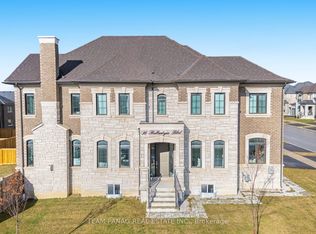 30 Ballantyne Blvd, Vaughan, ON L3L0G2