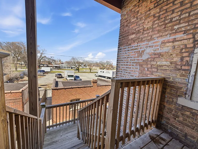 8024 S Vernon Ave #1 — Photo 17