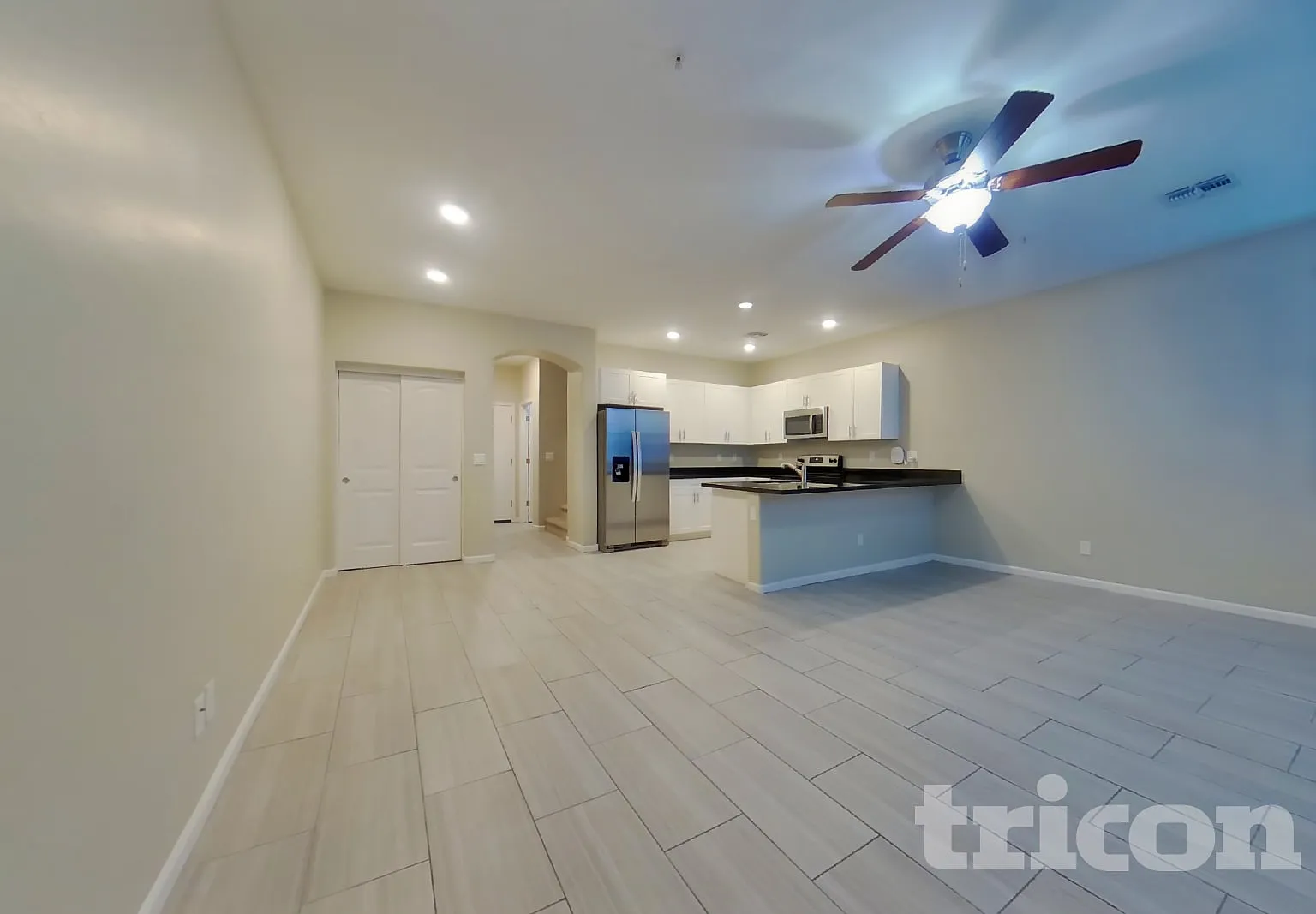 12564 W Hummingbird Terrace Peoria AZ — Photo 2