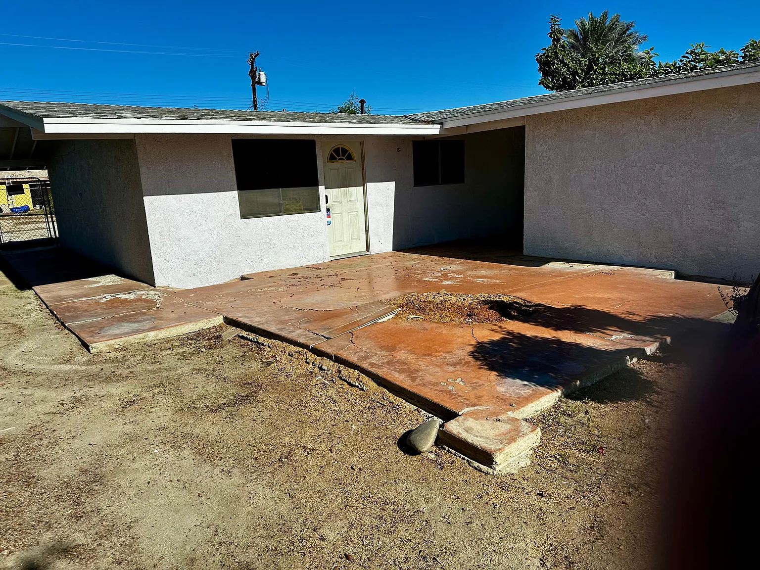3 bed, 2.0 bath, 1300 sqft, $2,850 — Photo 2