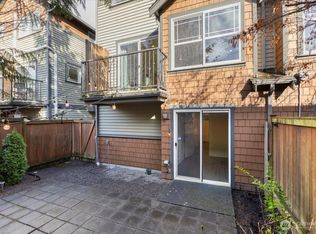 8355 11th Ave NW #B, Seattle, WA 98117