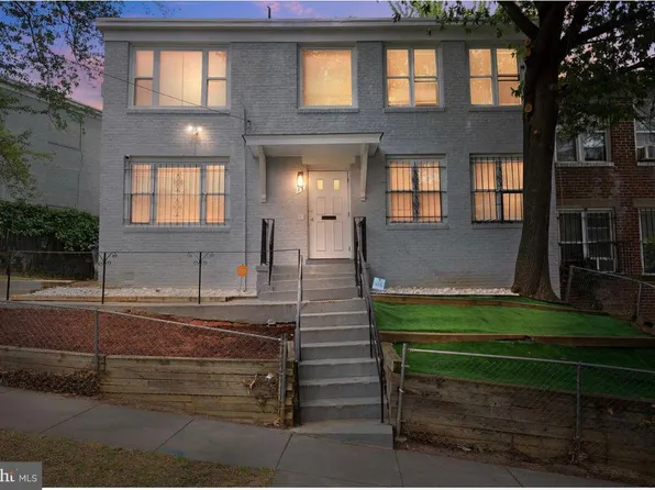 15 Galveston Pl SW, Washington, DC 20032