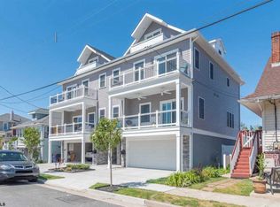 5 S Newark Ave, Ventnor, NJ 08406