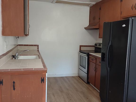 5th image of 1377 Stanwood Dr #4