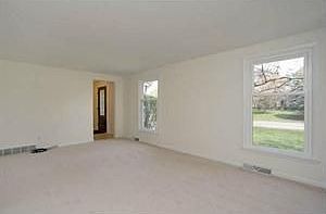 3rd image of 12 Rolling Hills Dr
