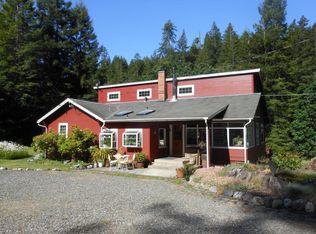 228 Johnson Ln, Carlotta, CA 95528