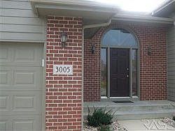 3rd image of 3005 W Auburn Hills St