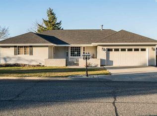 2616 SW 37th Ave, Kennewick, WA 99337