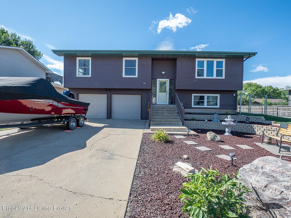 1st image of 660 5th Ave SW