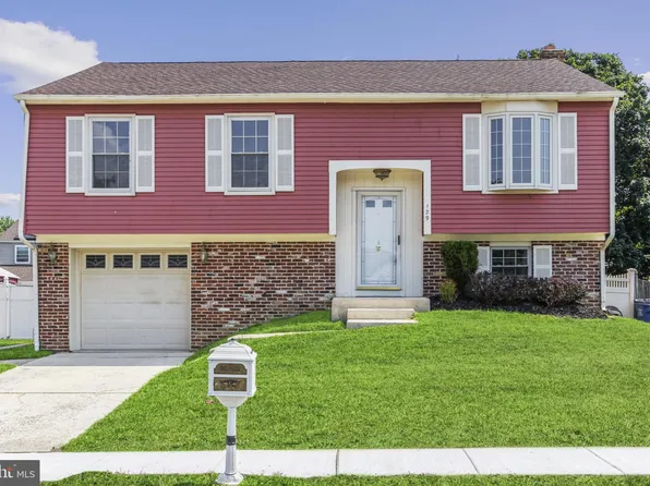 129 Heidi Ln, Logan Township, NJ 08085