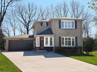 1146 Campbell Ct, Burlington, ON L7S1Z7
