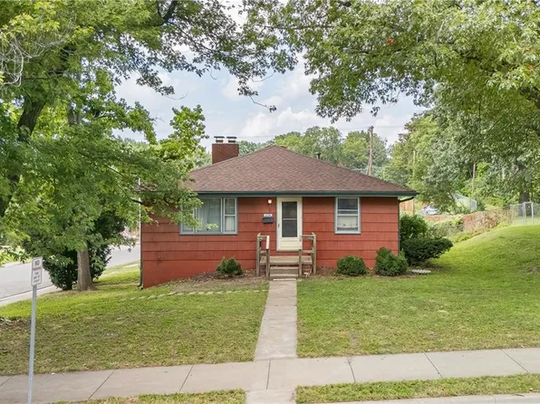 1901 Faraon St, Saint Joseph, MO 64501