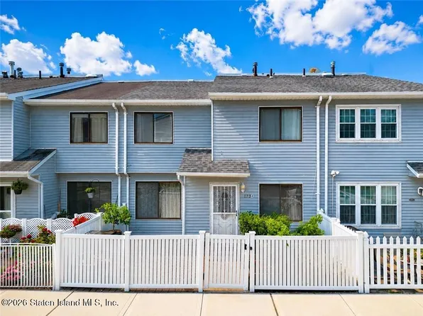 173 Pierce St #A, Staten Island, NY 10304