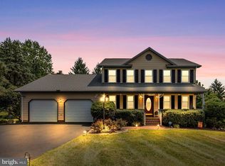 5201 Ernie Ln, Frederick, MD 21703