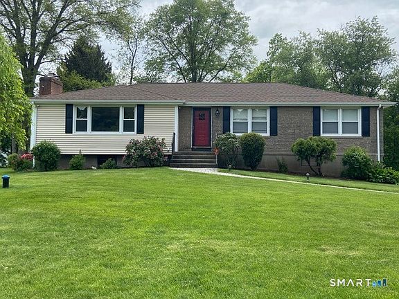 2nd image of 438 Clement Lane