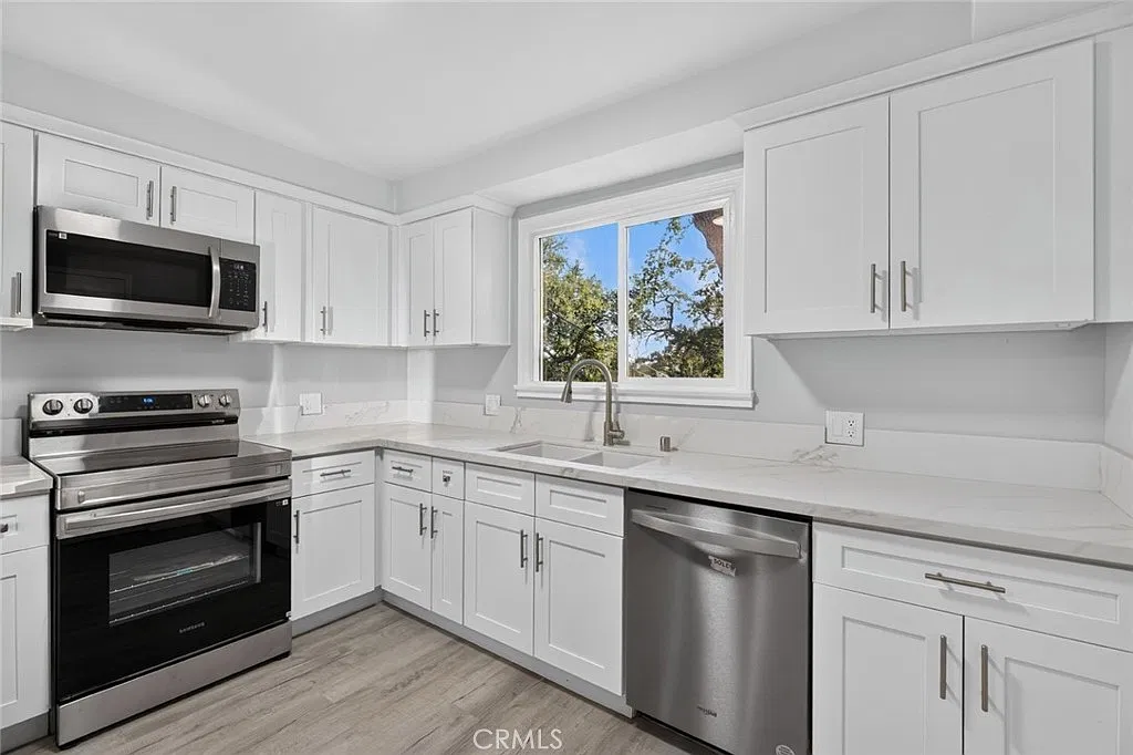 1 bed, 500 sqft, $2,200 — Photo 1