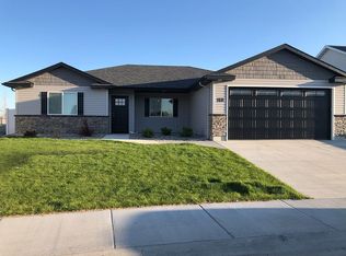 282 Joellen Dr, Twin Falls, ID 83301