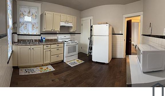 2nd image of 1140 Hornsby Ave