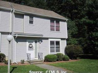 509 Chaplin Woods Dr, Chaplin, CT 06235