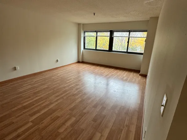 94 Audubon Ave #212, Wakefield, MA 01880