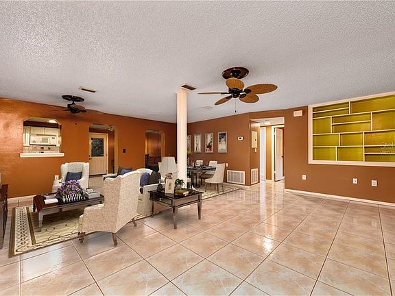 3rd image of 2808 W Orange Blvd
