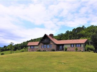 1933 Clear Ridge Rd, Artemas, PA 17211