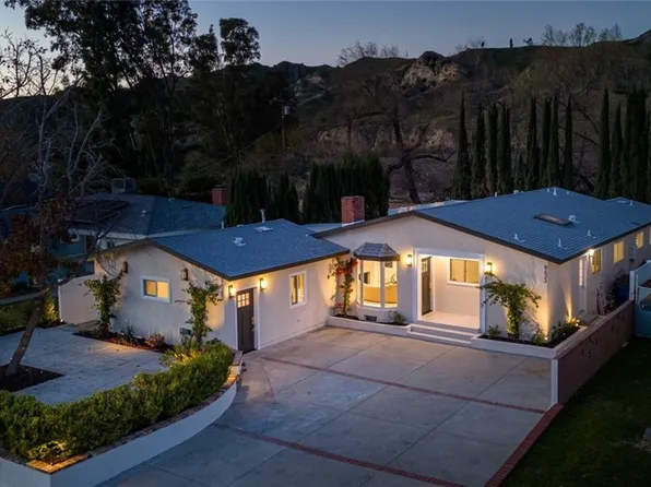 8633 Le Berthon St, Sunland, CA 91040