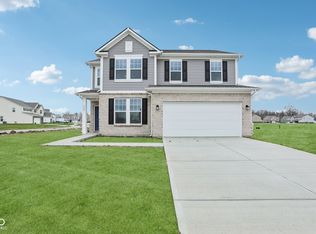 260 Commodore Dr, Pittsboro, IN