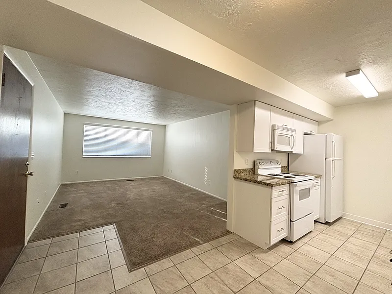 4768 S Bonair St #8