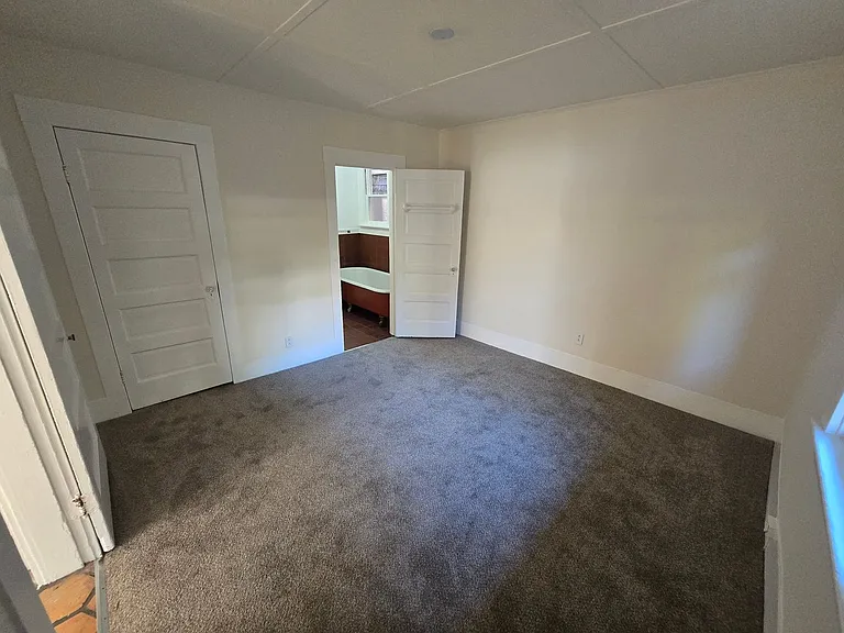 313 Santa Fe Ave — Photo 9