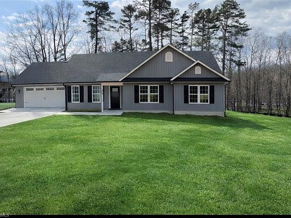2nd image of 901 Kingsway Dr