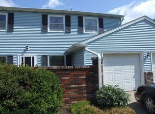 121 New Concord Dr #121, Mentor, OH