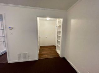 3954 Broadmoor Dr, Beaumont, TX 77707