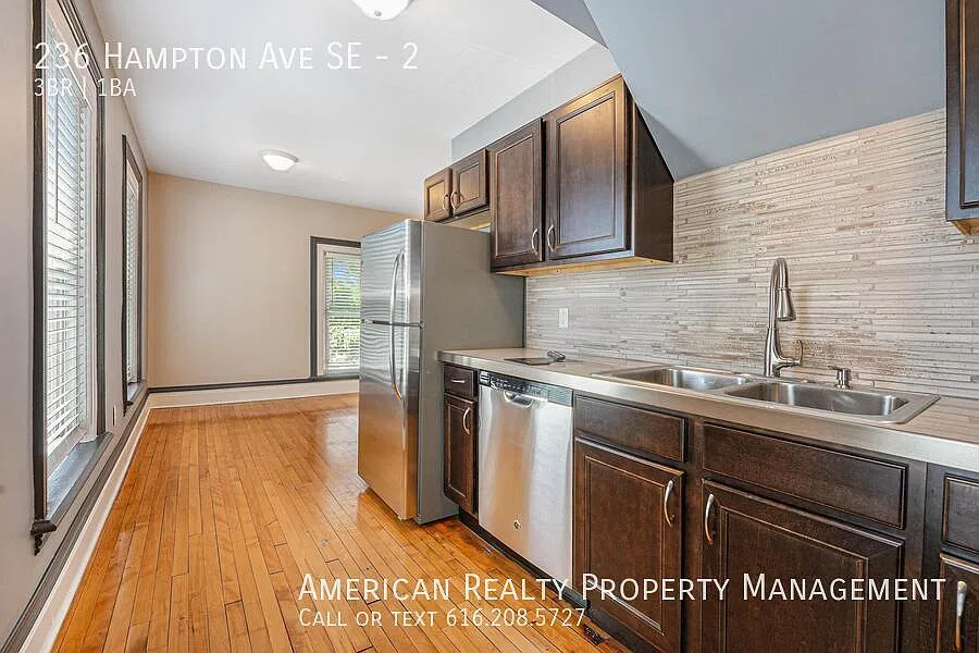 3 bed, 1268 sqft, $2,100 — Photo 3