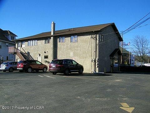 2nd image of 450 Carey Ave