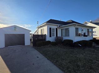 631 S Tyler St, Lancaster, WI 53813